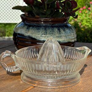 Vintage 1950's Glass Juicer Squeezer